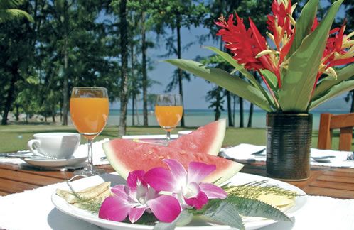 Breakfast on the beach