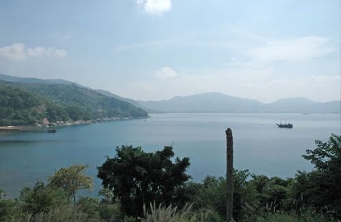 Plot 10: 1,380 m² of sea-front land with views south-east over Patong Bay