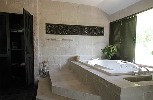 Surin Springs Villa 8